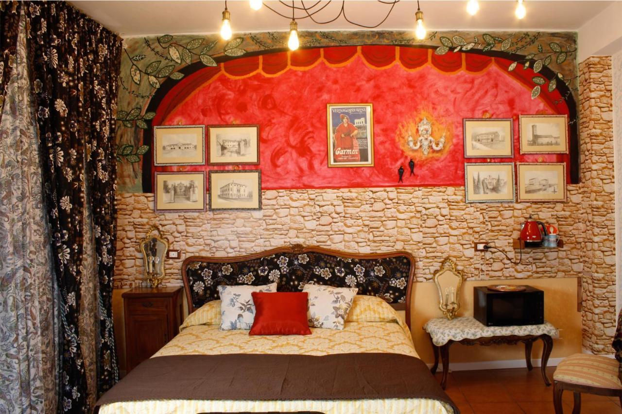 Casa Vittoria Bridge Bed & Breakfast Verona Luaran gambar